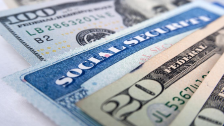 5676How Does Social Security Best Support Your Retirement Plan?